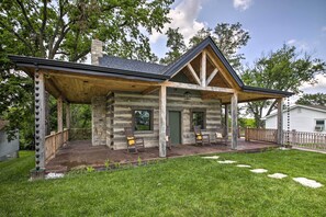 House (2 Bedrooms) | Interior - Bross Brother's Cabin w/ Wraparound Porch! (St. Charles)