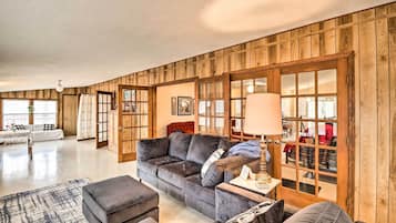 Casa (2 Bedrooms) | Interior