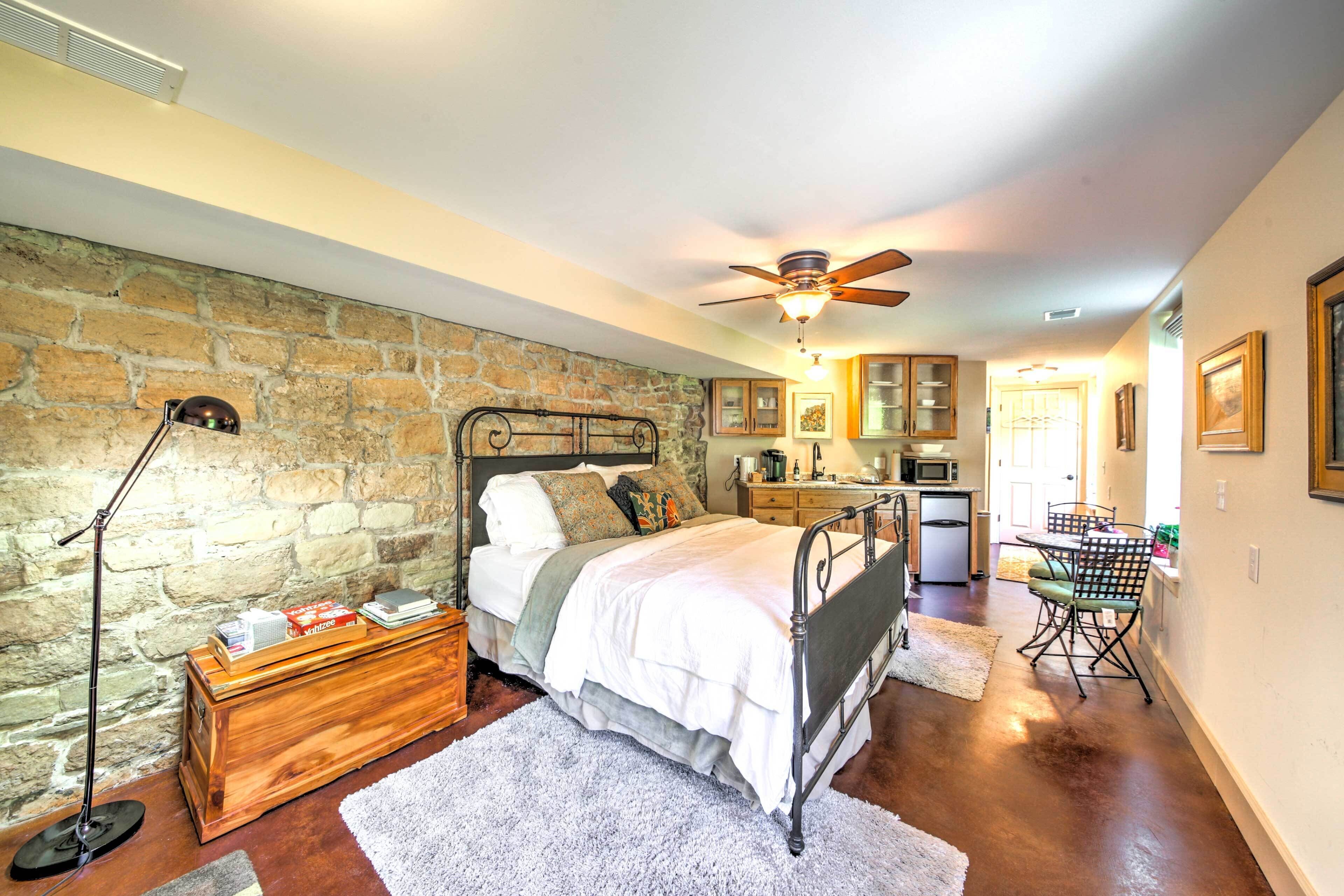 Augusta Studio at Halcyon Spa Bed & Breakfast