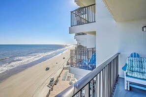 Terrace/patio - Beachfront Murrells Inlet Condo w/ Ocean Views (Murrells Inlet)