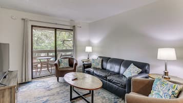 Apartment (2 Bedrooms) | Front of property