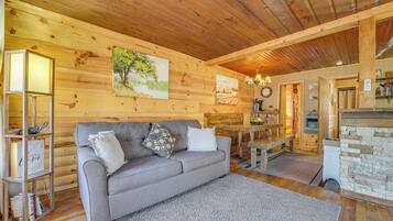 House (1 Bedroom) | Interior