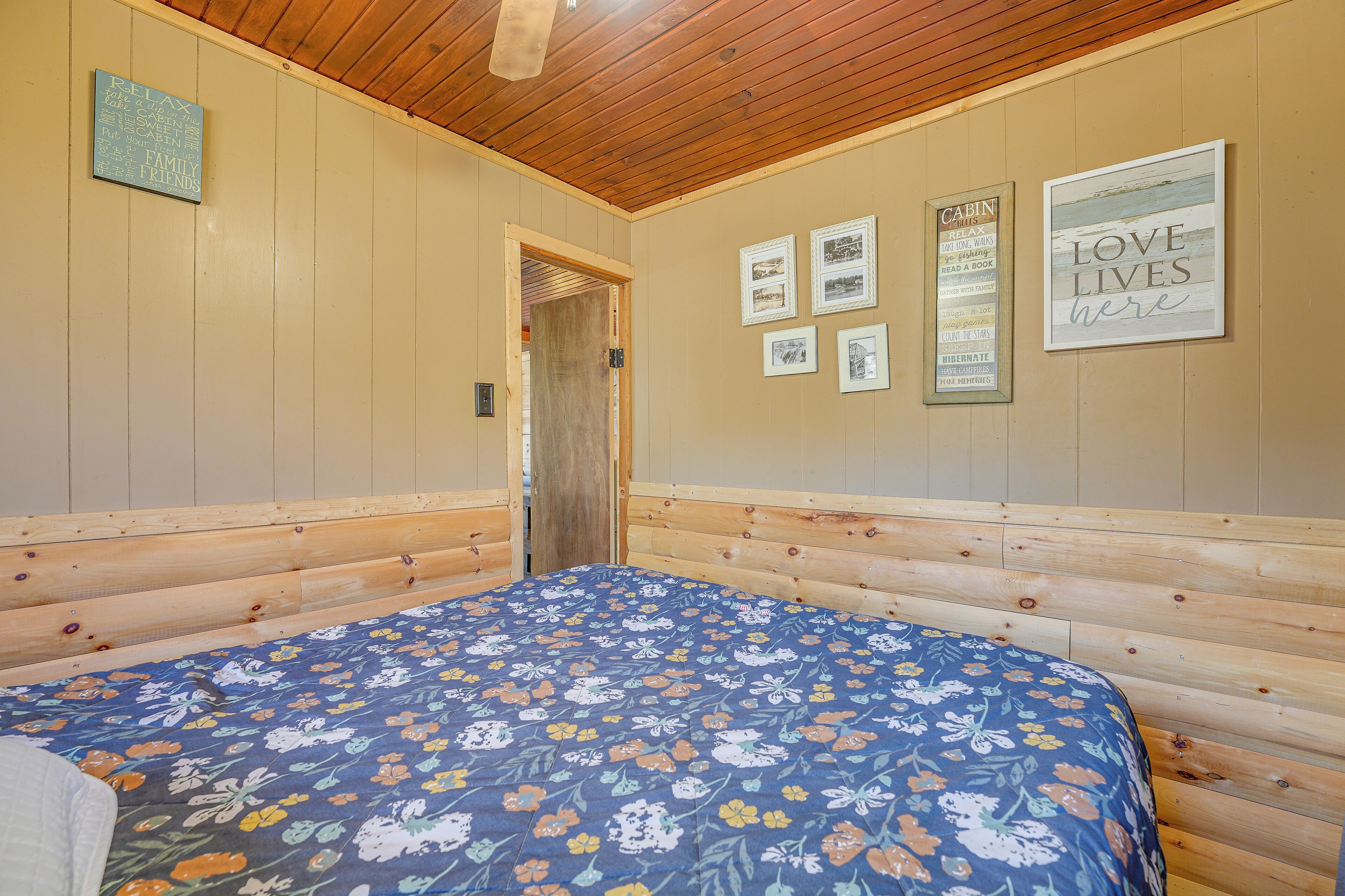 House (1 Bedroom) | Interior