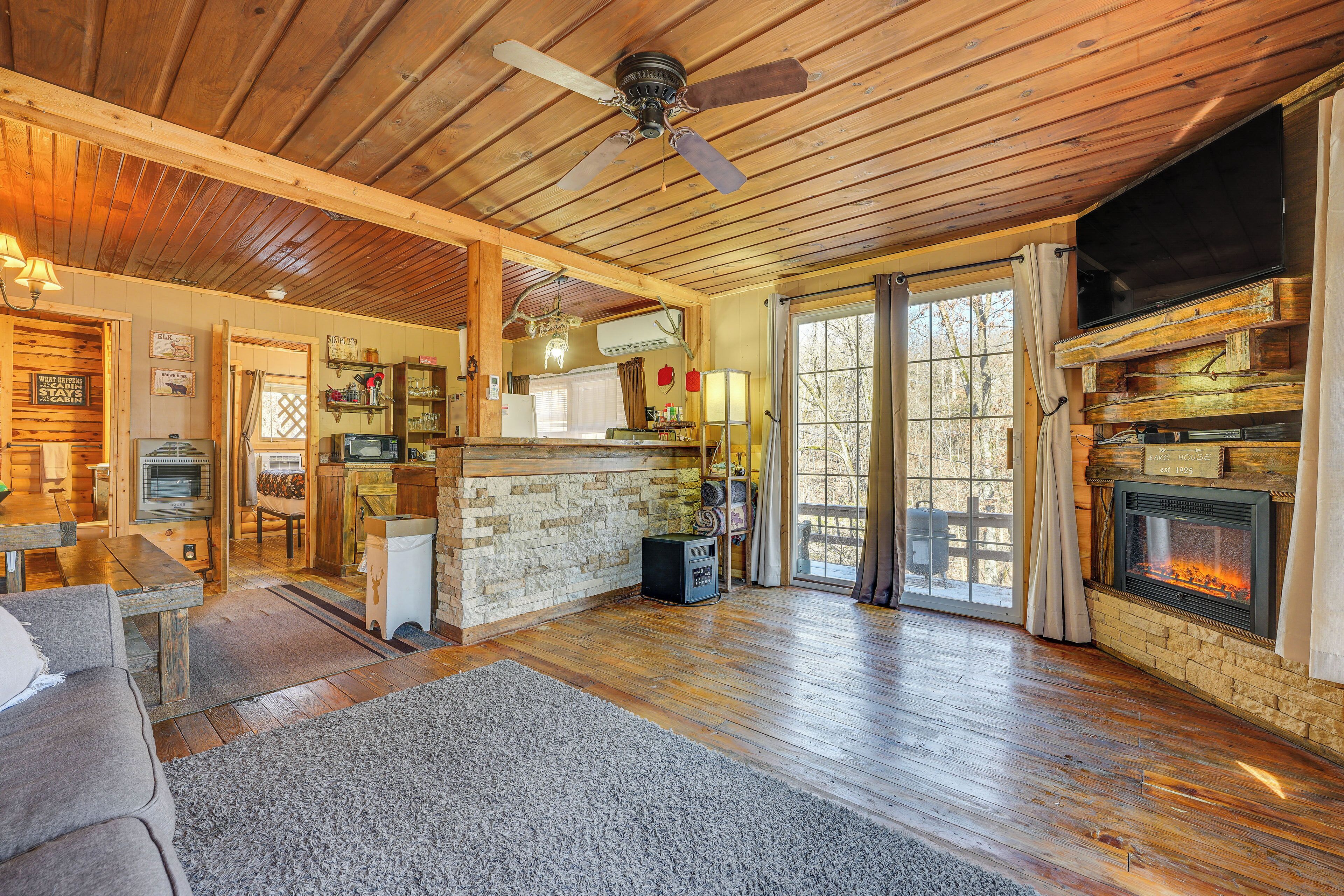 House (1 Bedroom) | Interior