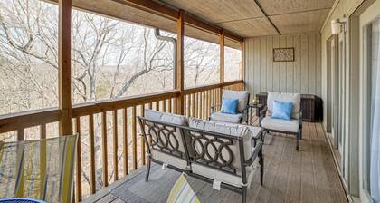 Family-friendly Condo: 1 Mi to Silver Dollar City!