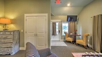 Cottage (1 Bedroom) | Interior