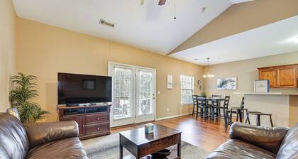 Walk to The Strip: Family-friendly Branson Home