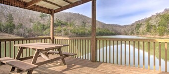Condo Near Silver Dollar City w/ Pool, Deck, Views