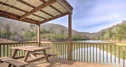 Condo Near Silver Dollar City w/ Pool, Deck, Views