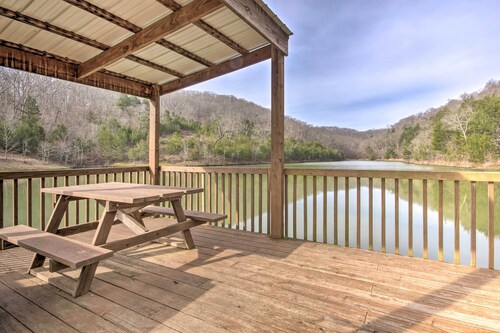 Condo Near Silver Dollar City w/ Pool, Deck, Views