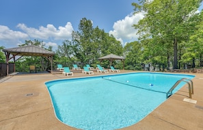 Apartment (2 Bedrooms) | Interior - 2 Mi to Silver Dollar! Updated Branson West Condo (Branson West)
