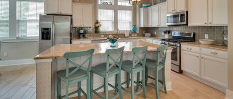 House (4 Bedrooms) | Interior