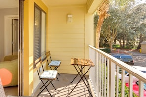 Apartment (2 Bedrooms) | Interior - Beachy Getaway w/ Balcony on Hilton Head Island! (Hilton Head Island)