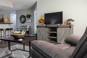 Interior - Branson Resort Condo - 3 Miles to the Strip! (Branson)