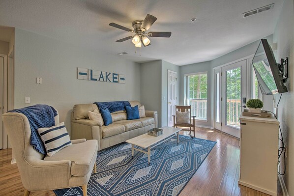 Apartment (2 Bedrooms) | Front of property
