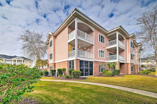 Apartment (2 Bedrooms) | Interior - Bright Myrtle Beach Condo w/ Balcony! (Myrtle Beach)