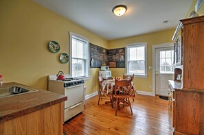 Apartment (1 Bedroom) | Interior - Charming Berger Apt on 42-acre Farm w/ Pool Access (Berger)