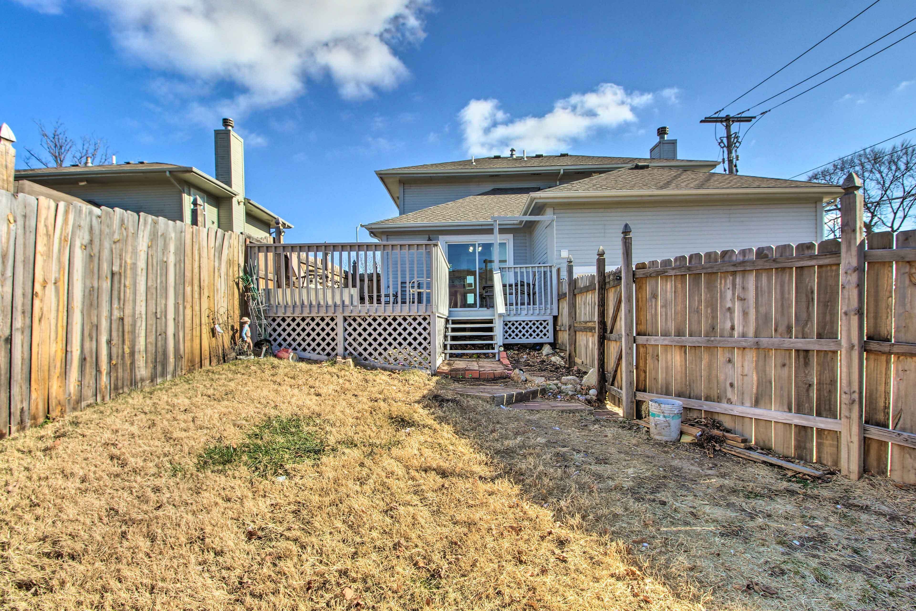 Central Kansas City Home < 3 Mi to Downtown!