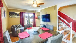 Interior - Central Kansas City Home < 3 Mi to Downtown! (Kansas City)