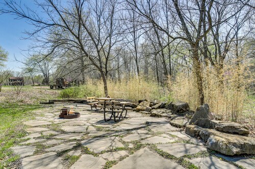 Cameron Nature Retreat: Hike, Bike & More!