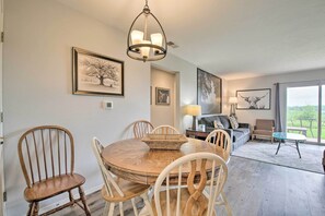 Interior - Cheerful Condo: Patio, 2 Mi to Branson Strip! (Branson)