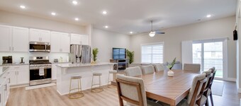 Charming Ozark Abode w/ Yard & Pool Access