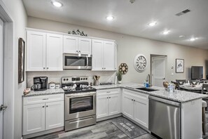 Apartemen (4 Bedrooms) | Interior