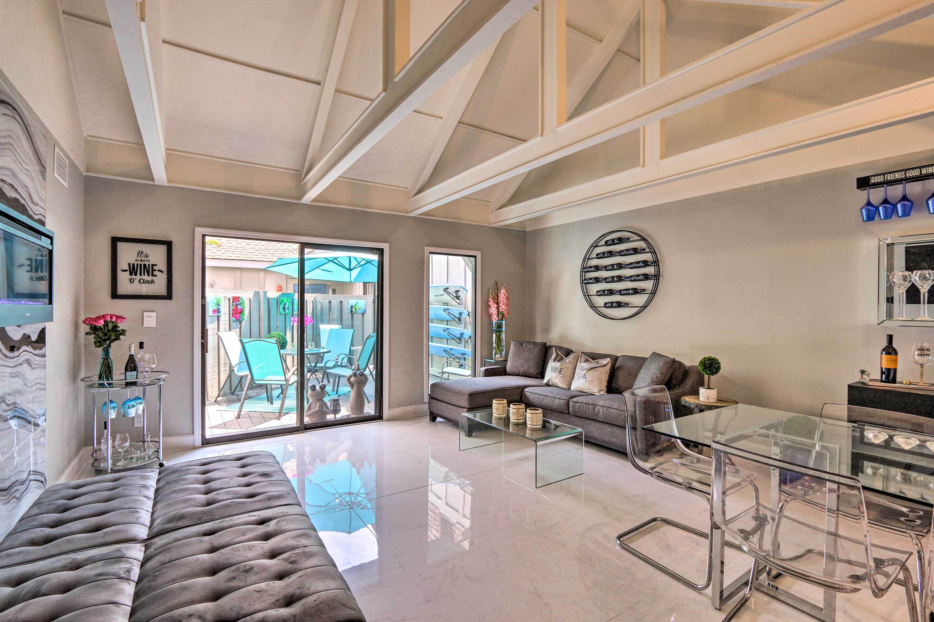 Villa (2 Bedrooms) | Front of property