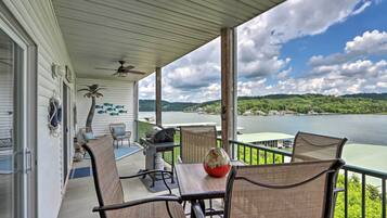 Căn hộ (3 Bedrooms) | Khu ẩm thực ngoài trời