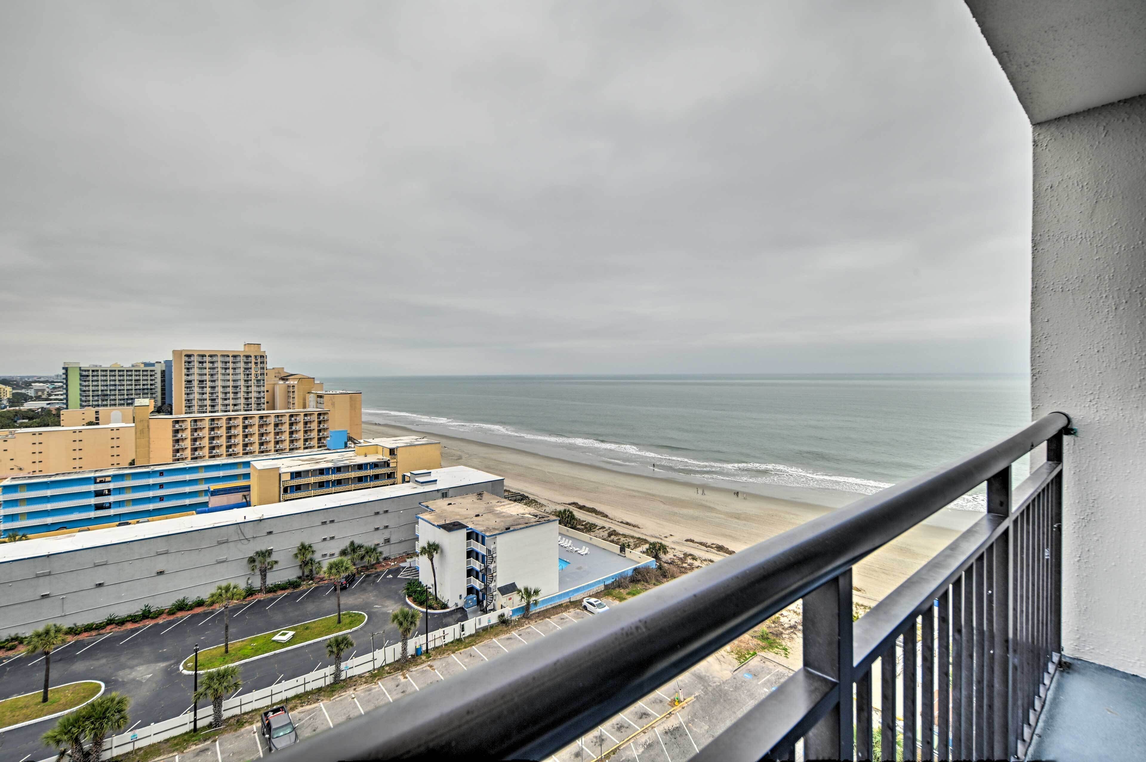 Convenient Myrtle Beach Studio w/ Balcony!