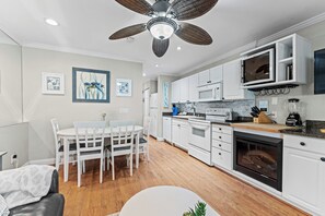 公寓 (0 Bedroom) | 住宿内部