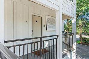 Apartment (0 Bedroom) | Interior