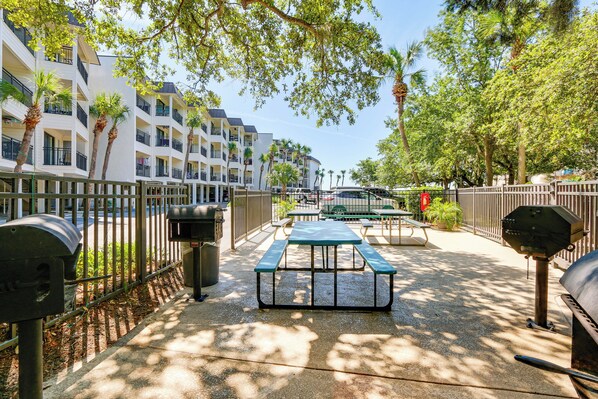 Apartment (0 Bedroom) | Interior