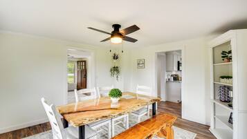 House (1 Bedroom) | Interior