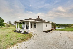 House (1 Bedroom) | Interior