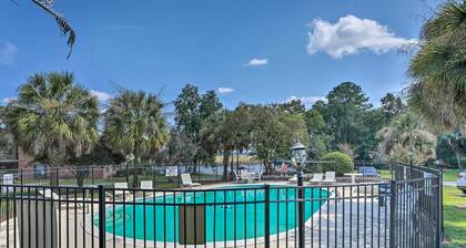 Cozy Hanahan Condo w/ Cooper River Access!