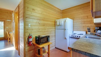 House (1 Bedroom) | Interior