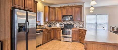 House (4 Bedrooms) | Interior