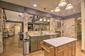 House (Multiple Bedrooms) | Interior