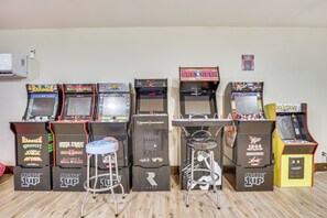 Interior - Dragon Castle w/ Swimming Platform at Lake Ozarks (Camdenton)