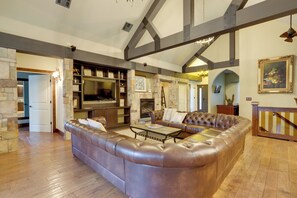 House (Multiple Bedrooms) | Interior