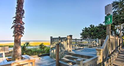 Pool Access & Balcony: Hilton Head Resort Condo