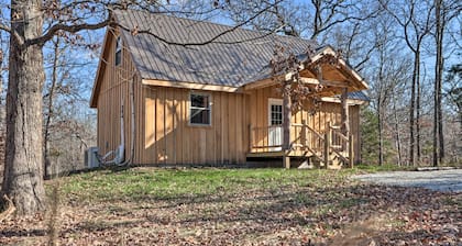 El Dorado Springs Cabin: Near Trails & Parks!