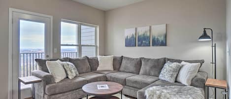 Apartment (3 Bedrooms) | Front of property