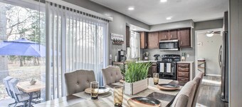 Family-friendly Springfield Home w/ Yard!