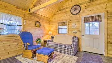House (1 Bedroom) | Interior