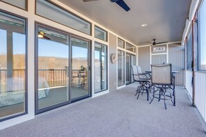 Apartment (3 Bedrooms) | Interior - Private Boat Slip: Family-friendly Lazy Days Condo (Osage Beach)