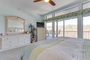 Apartment (3 Bedrooms) | Interior - Private Boat Slip: Family-friendly Lazy Days Condo (Osage Beach)