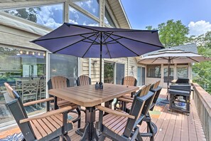 House (6 Bedrooms) | Interior - Lakefront Family Retreat in Osage Beach! (Osage Beach)
