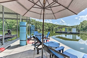 House (6 Bedrooms) | Interior - Lakefront Family Retreat in Osage Beach! (Osage Beach)